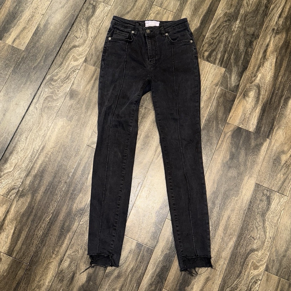 Free‎ People Women's Black Denim Skinny Jeans With Raw Hem Distressed Size 27R